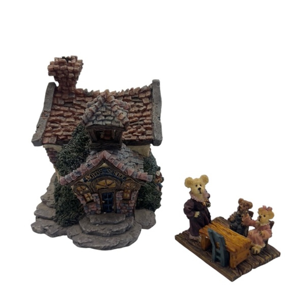 Boyds Bears Bearly-Built Villages The Boyds Bearly A School Figurine Box